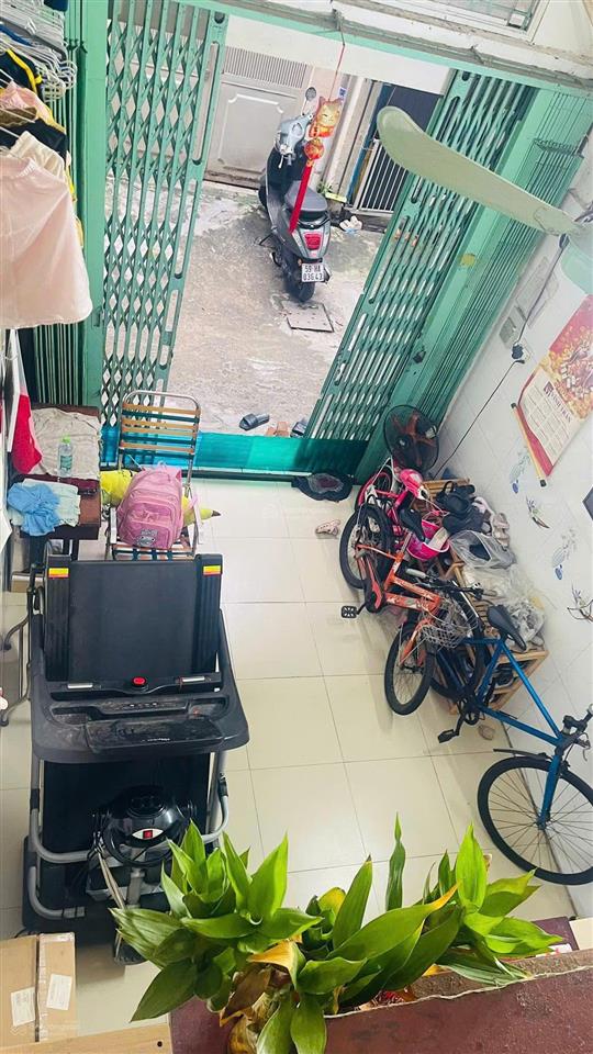 Nhà chủ cần bán. đường nguyễn trãi, p.14 cũ ( p.chợ lớn ) , q.5 cũ ( tp.hcm ).đầu tư kd lợi nhuận