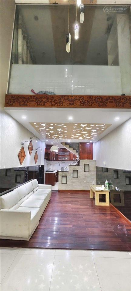 Khu vip quận 3, cao thắng  sát quận 1  hẻm 5m thông  5 tầng btct hoàn công đủ  d/t 200tr/năm