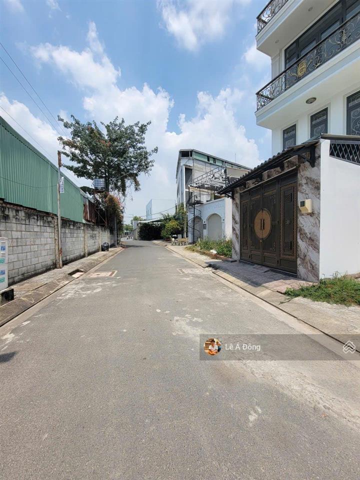 Đất kdc dt64,1m2 ngang 4,2m ngay phạm văn đồng,p.linh tây.khu vực đồng bộ,an ninh,xây dựng tự do