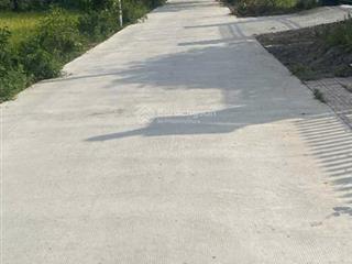 Cần bán gấp cặp lô 5 x 28 mt 8m cạnh trường cấp 3 đức hòa kv4, giá chỉ 880tr, 0938 192 ***