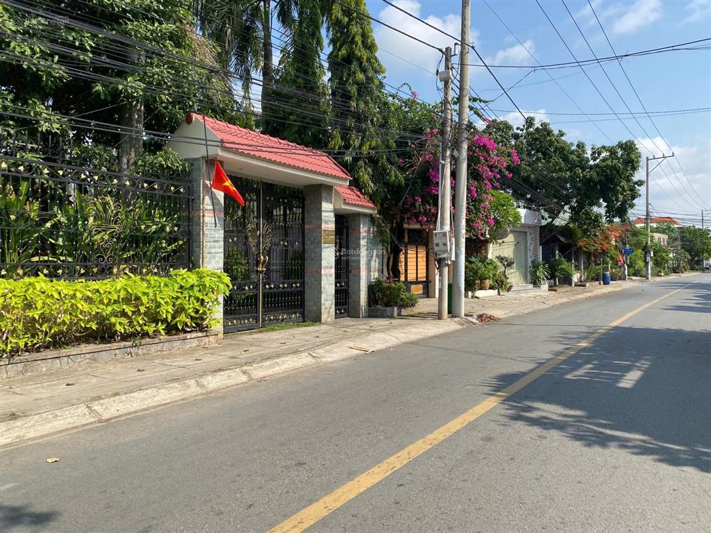 Bán 52m2 đất mặt tiền đường oto né nhau, ngay cạnh bờ bao sông sg
