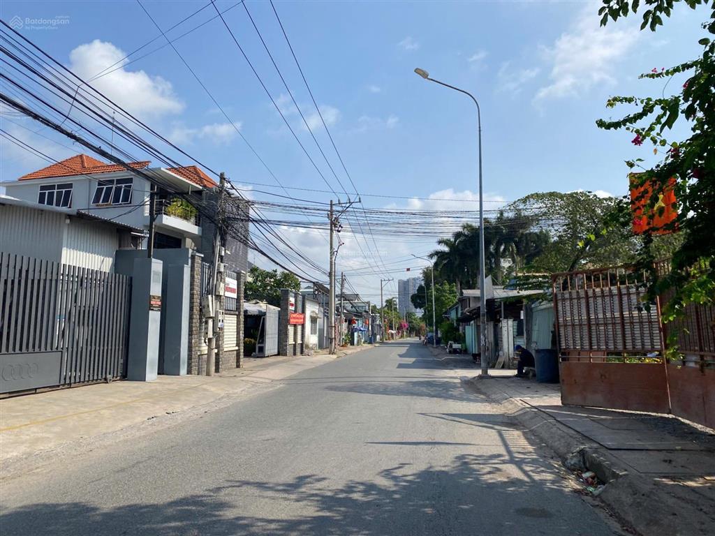 Bán 52m2 đất mặt tiền đường oto né nhau, ngay cạnh bờ bao sông sg