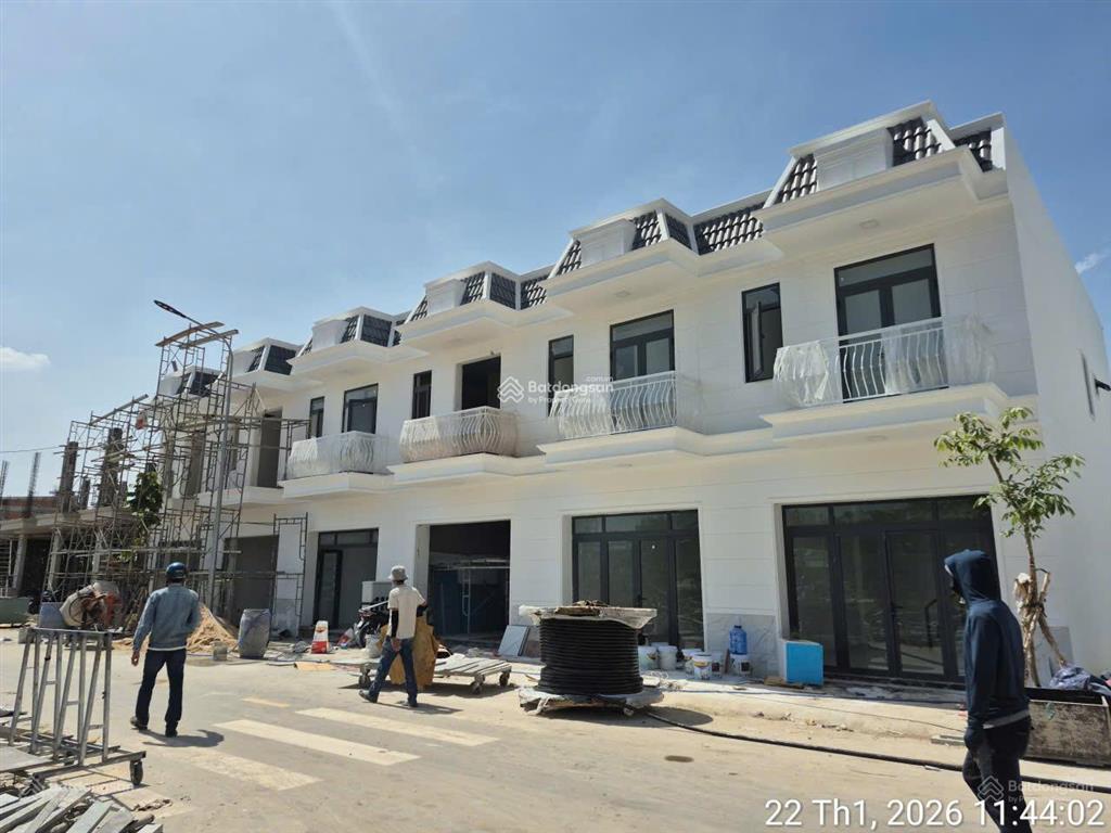 Sang nhượng nhà 2 tầng đường dt743 tp. hồ chí minh , 3 phòng ngủ 75m2 giá chỉ 1 tỷ 490 sổ sẵn