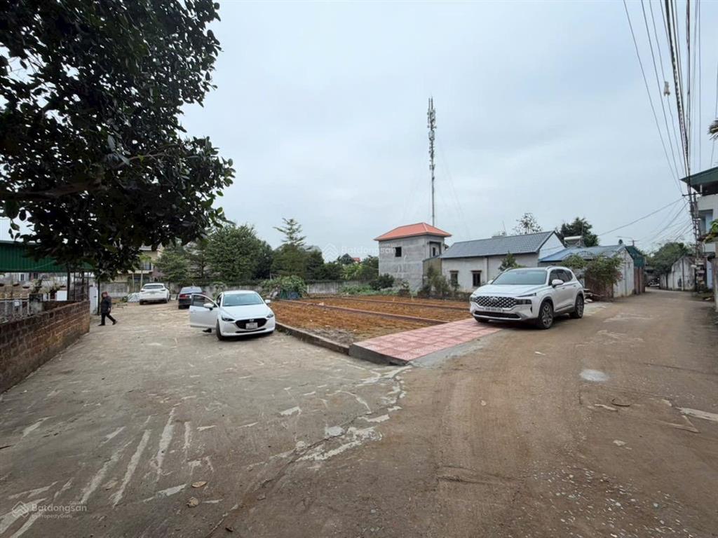 Bán 110m2 giá 3,9 tỷ gần trung tâm hành chính xã hạ bằng  đường to  cam kết không dính quy hoạch