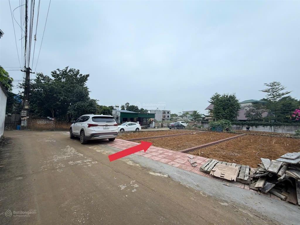 Bán 110m2 giá 3,9 tỷ gần trung tâm hành chính xã hạ bằng  đường to  cam kết không dính quy hoạch