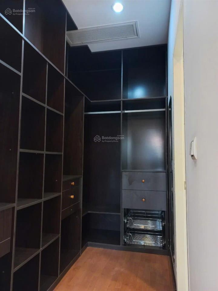 Cho thuê biệt thự phú mỹ hưng có hồ bơi, khu compound giới siêu giàu chọn an cư, 330m2(17,4 x 19m)