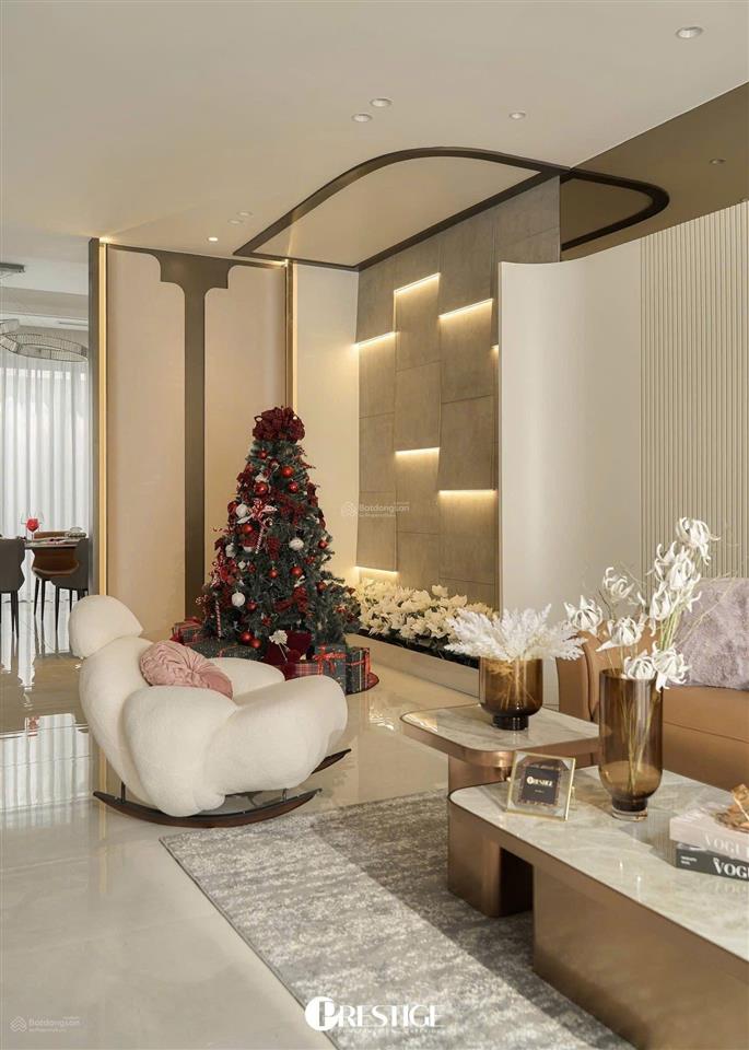 Cho thuê biệt thự siêu đẹp, nội thất cao cấp tại phú mỹ hưng, 140m2 (7x20m) 3t, 4pn, cạnh công viên