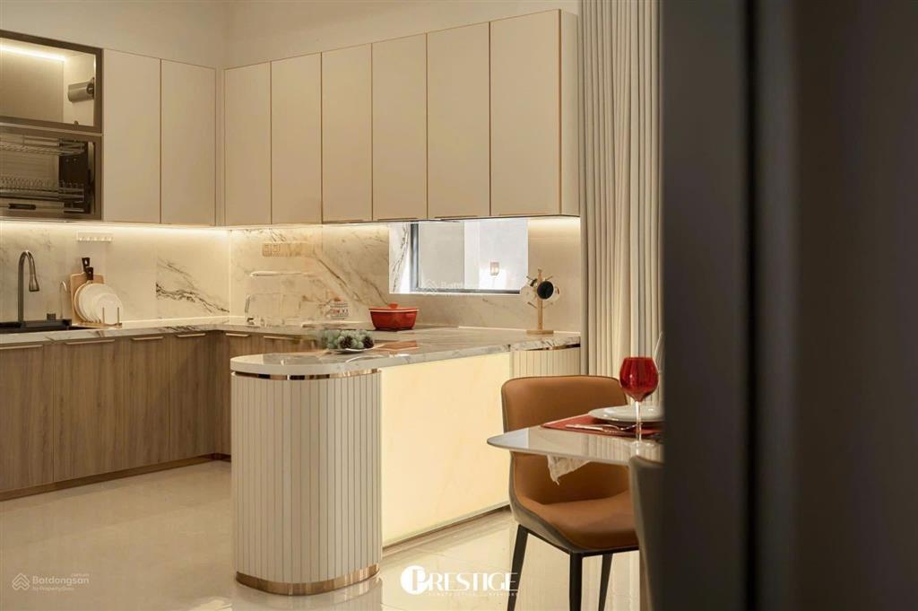 Cho thuê biệt thự siêu đẹp, nội thất cao cấp tại phú mỹ hưng, 140m2 (7x20m) 3t, 4pn, cạnh công viên