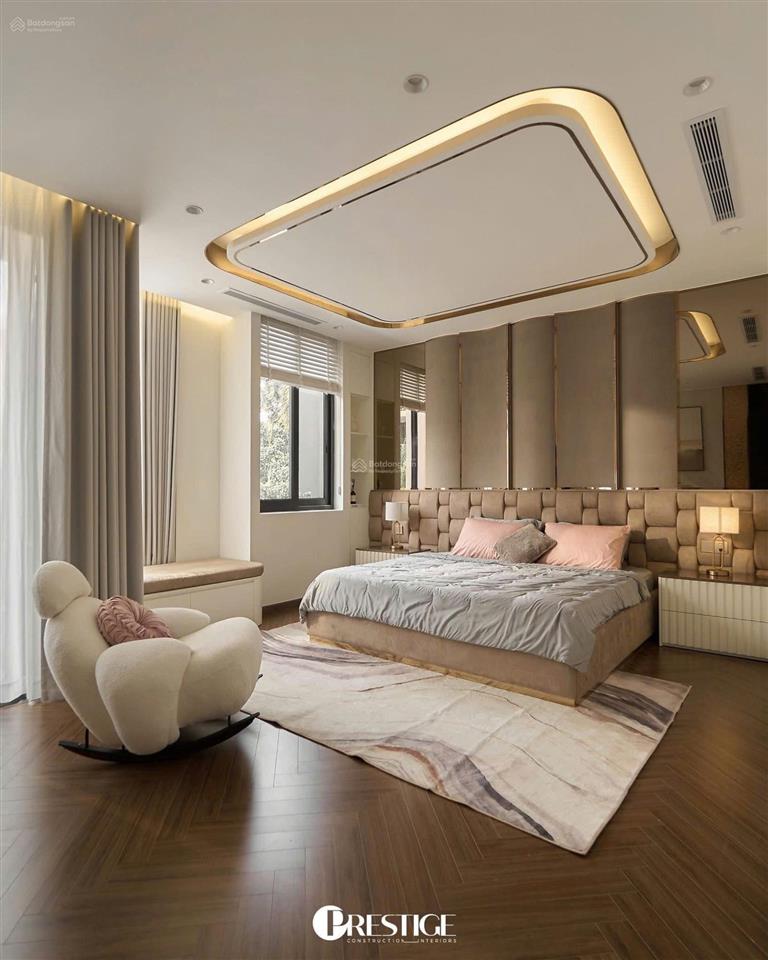 Cho thuê biệt thự siêu đẹp, nội thất cao cấp tại phú mỹ hưng, 140m2 (7x20m) 3t, 4pn, cạnh công viên