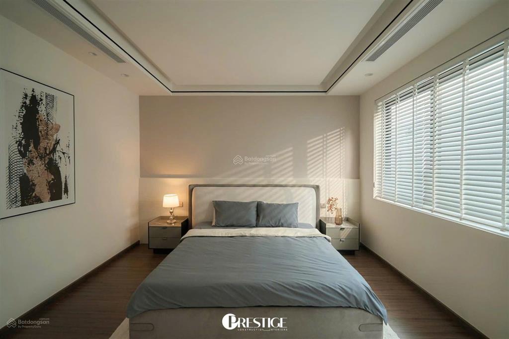 Cho thuê biệt thự siêu đẹp, nội thất cao cấp tại phú mỹ hưng, 140m2 (7x20m) 3t, 4pn, cạnh công viên