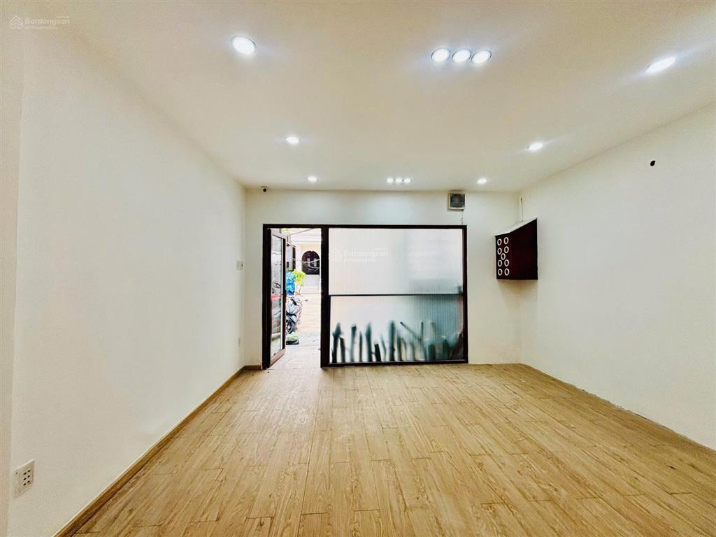 Cho thuê nhà hxh nguyễn bỉnh khiêm p.đakao q1 (p.sài gòn)