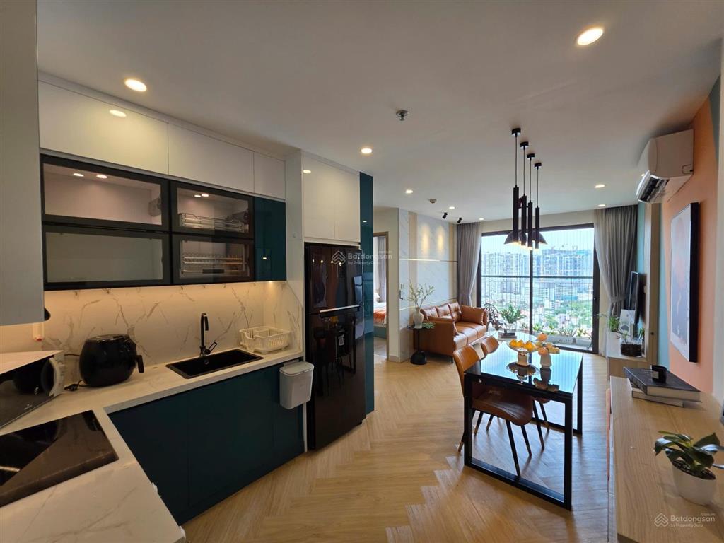Bán gấp căn 1pn 48m2 view nội khu cao xà lá giá hơn 6 tỷ hanoi season garden  0913 288 ***