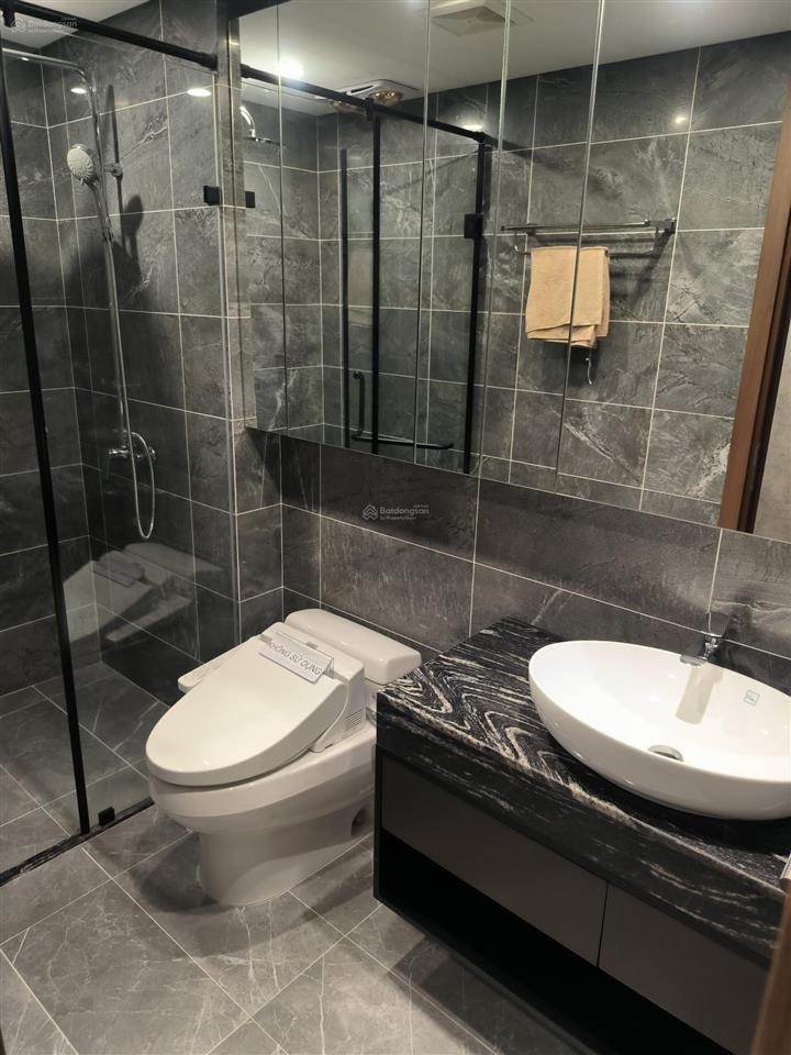 Cho thuê căn hộ chung cư tại green diamond 93 láng hạ, 91m2, 2pn, đủ đồ, giá 21tr/th.  0982 914 ***