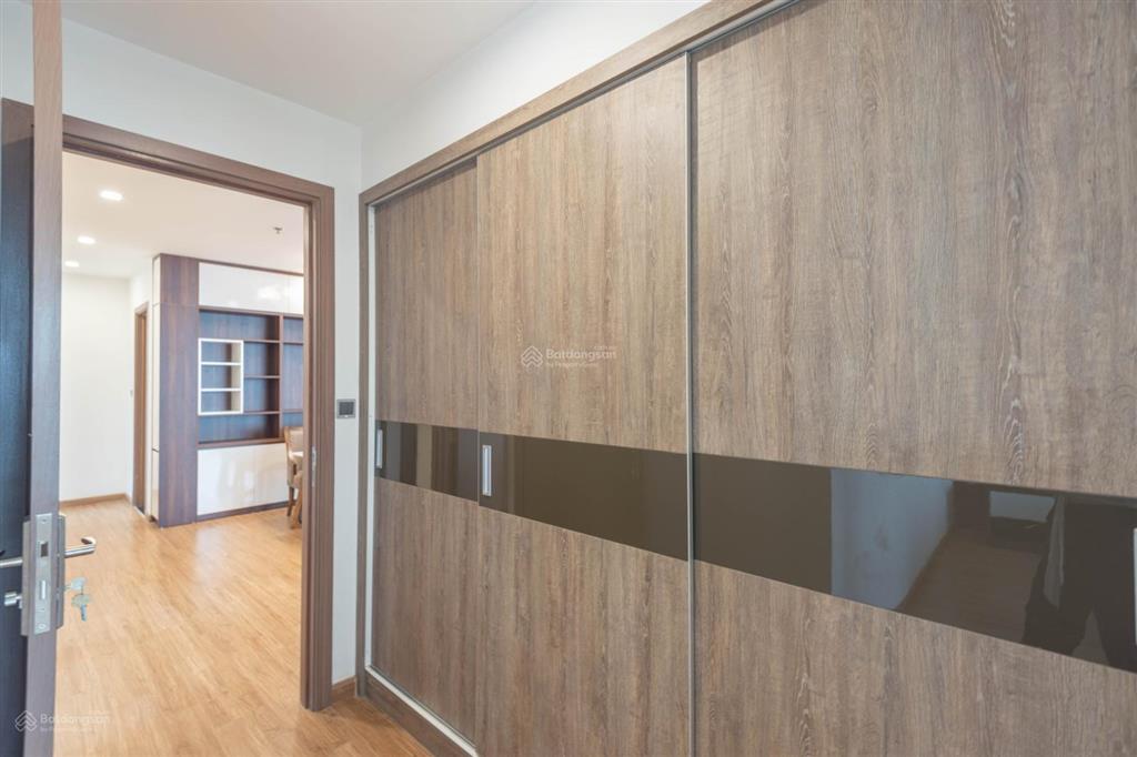 Cho thuê căn hộ chung cư green diamond  93 láng hạ, 160m2, 3pn, đủ đồ, giá 26 tr/th.0982 914 ***