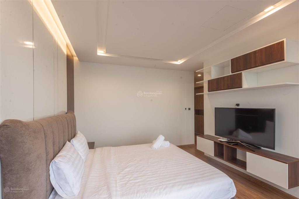 Cho thuê căn hộ chung cư green diamond  93 láng hạ, 160m2, 3pn, đủ đồ, giá 26 tr/th.0982 914 ***
