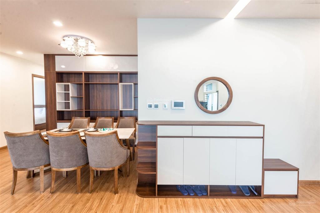Cho thuê căn hộ chung cư green diamond  93 láng hạ, 160m2, 3pn, đủ đồ, giá 26 tr/th.0982 914 ***