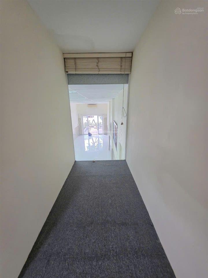 Bán nhà shophouse 02 mặt tiền kinh doanh, khu cxbh, q10