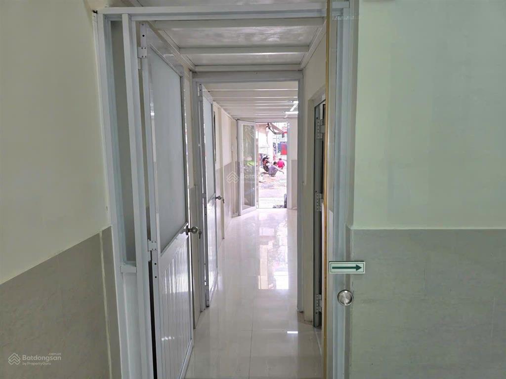 Bán nhà shophouse 02 mặt tiền kinh doanh, khu cxbh, q10