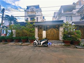 Biệt thự sân vườn gần metro  250m² ngang khủng 12m