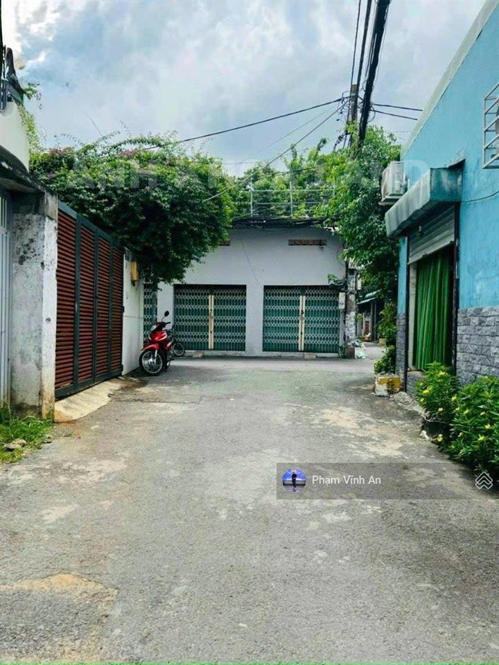 Bán đất tặng dãy trọ 14p ngay hẻm xe hơi võ văn ngân  200m²(9.2x22) tn 35tr/th  phân được 2 lô