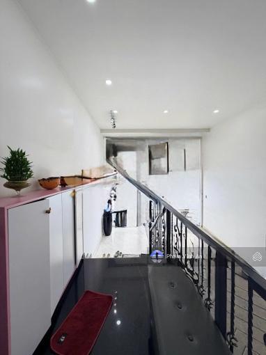 Nhà 3 tầng mặt tiền đăng văn bi  142m2, sổ hoàn công  sẵn thu nhập 20tr/ tháng.