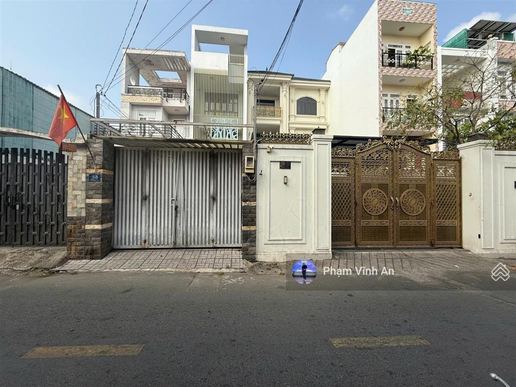 Giá tốt khu vực lô đất ngay vincom võ văn ngân đường ô tô  74m2, xây dựng tự do, dân trí cao