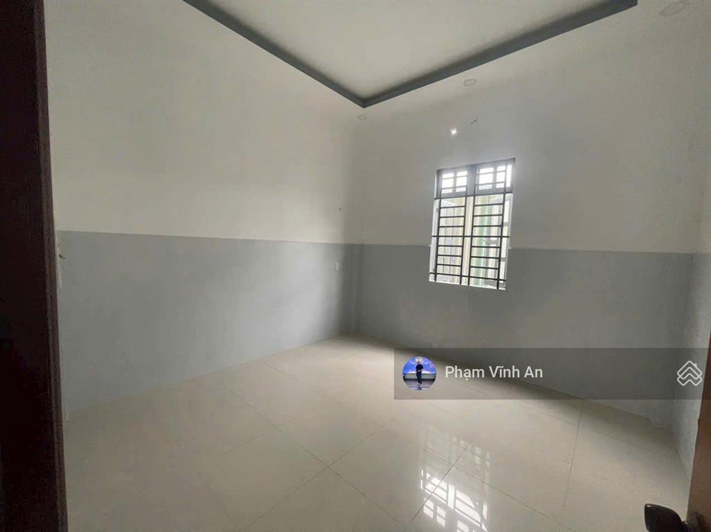 Nhà 2 tầng hoàng diệu 2  100m2, sổ hoàn công  ô tô đậu tận cửa