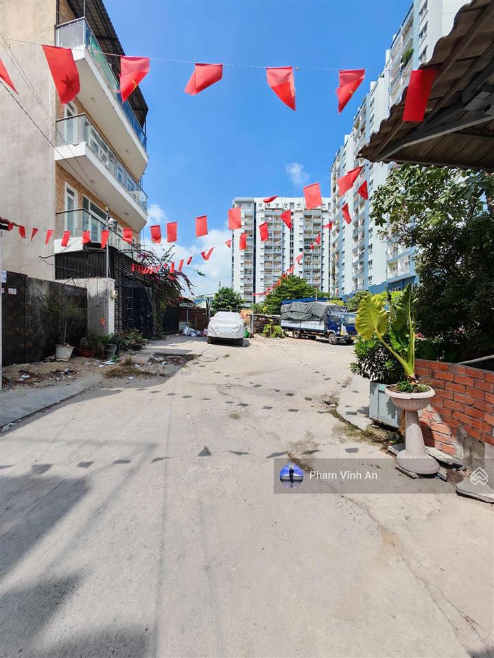 A an bán gấp lô đất kdc đồng bộ lê văn chí gần metro  đường rộng 7m thông tứ tung  xây tự do