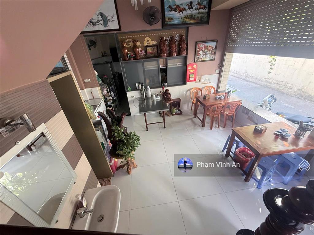 Mặt tiền kinh doanh gần hoàng diệu 2  căn góc giá trị cao mặt tiền bề thế 5.4m