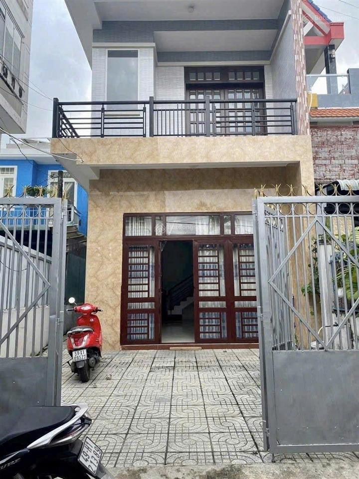 Bán gấp nhà 3 tầng ngay ngã tư thủ đức  120m²(5.3x25m) ô tô ngủ trong nhà