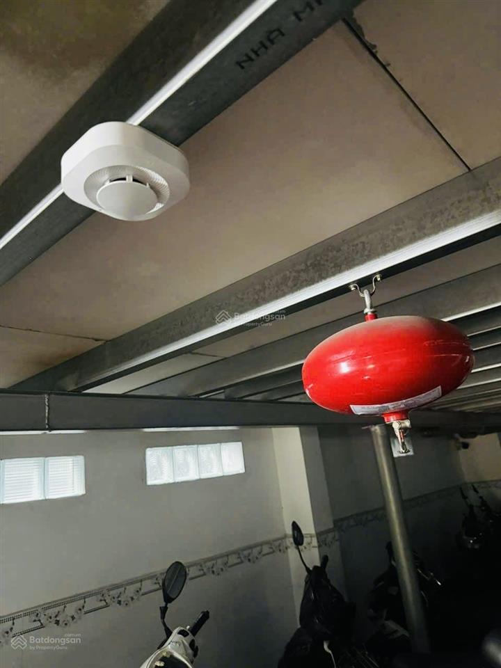 Chdv 4 tầng mặt tiền thụt đình phong phú  ngang 7m bề thế  khoán 60tr/ tháng