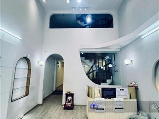 Nhà 5 tầng khu dân cư đồng bộ hoàng diệu 2  81m²(4.5*18m) hoàn công chuẩn