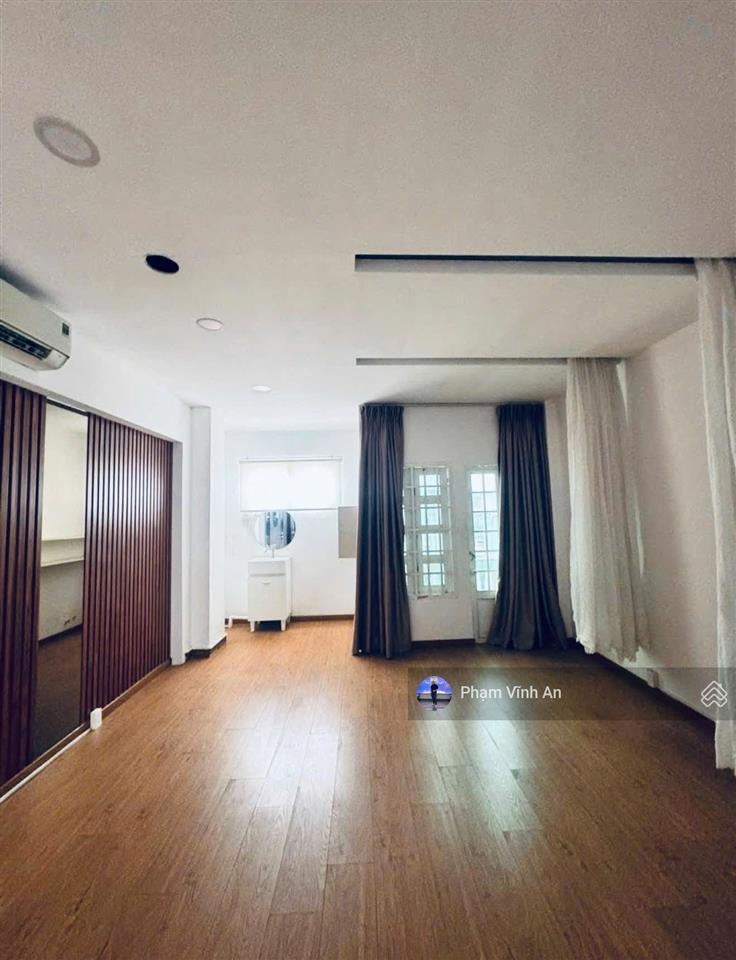 Nhà 5 tầng khu dân cư đồng bộ hoàng diệu 2  81m²(4.5*18m) hoàn công chuẩn