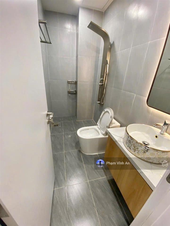 Nhà 4 tầng hiện đại ngay vành đai 2  80m2(4.5x18m) ô tô đậu tận cửa