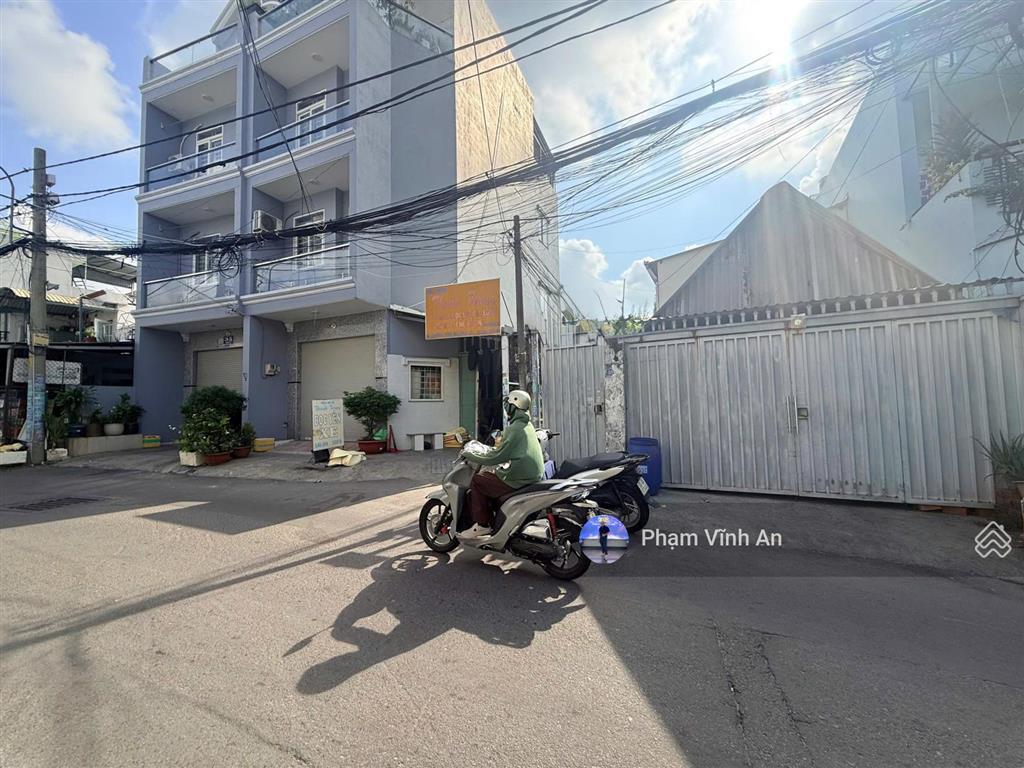 Lô góc ngay trương văn hải. q9  157m² ngang 6m bề thế  xây được 5 tầng