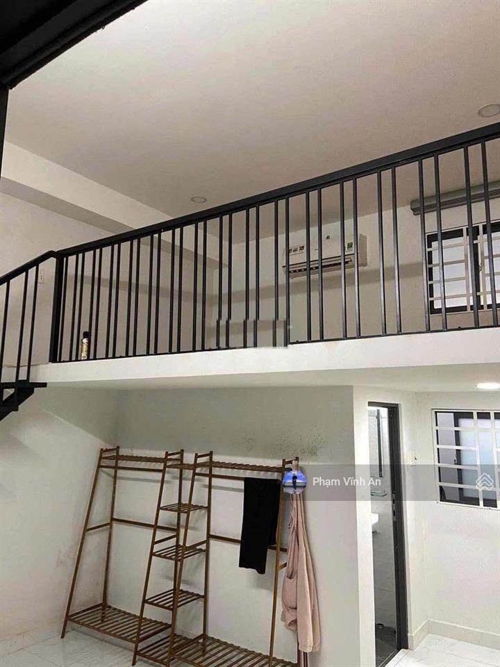 Chdv 3 tầng ngay lê văn việt  khu đồng bộ cao tầng, đường 8m có vỉa hè  ngang 5.5m bề thế