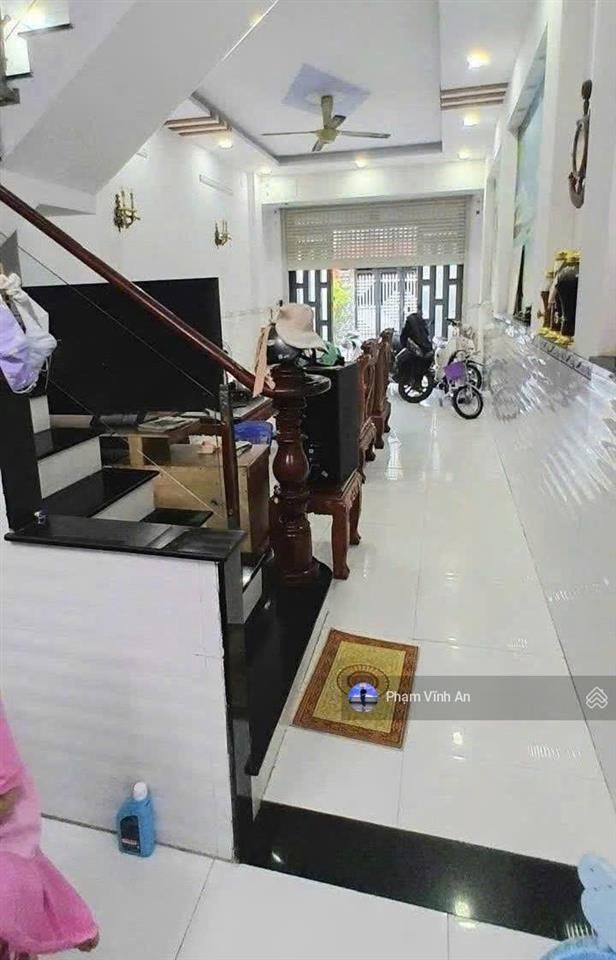 Nhà 3 tầng khu dân cư đồng bộ lê văn chí  đường 10m sẵn vỉa hè. dân trí cao