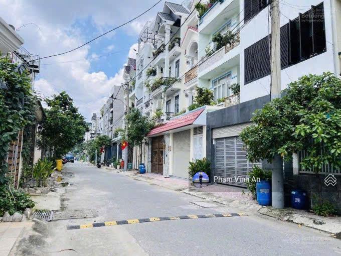 Siêu phẩm 4 tầng tâm huyết  khu dân cư đồng bộ lê văn chí  tặng nội thất cao câp