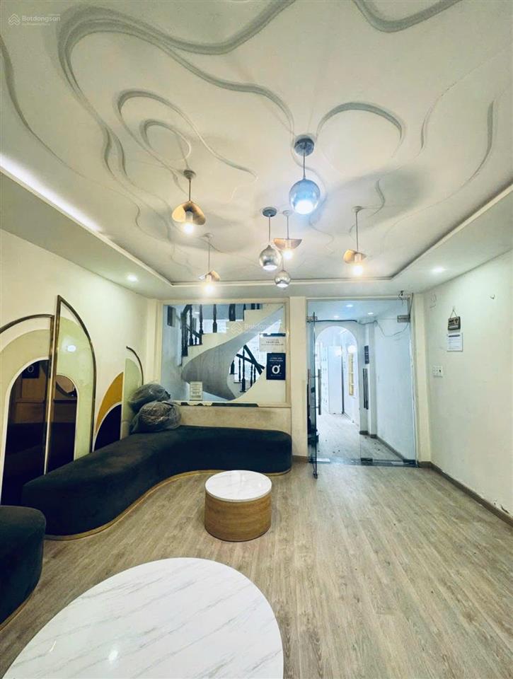 Bán nhanh đi định cư! nhà 3 tầng mặt tiền kinh doanh gần đh ngân hàng  ngang 6m bề thế