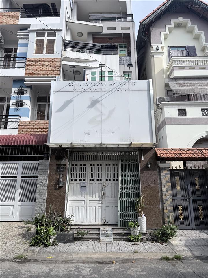 Bán nhanh đi định cư! nhà 3 tầng mặt tiền kinh doanh gần đh ngân hàng  ngang 6m bề thế