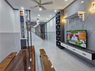 Kẹt tiền bán gấp! nhà đẹp tâm huyết gần hoàng diệu 2  ô tô ngủ trong nhà