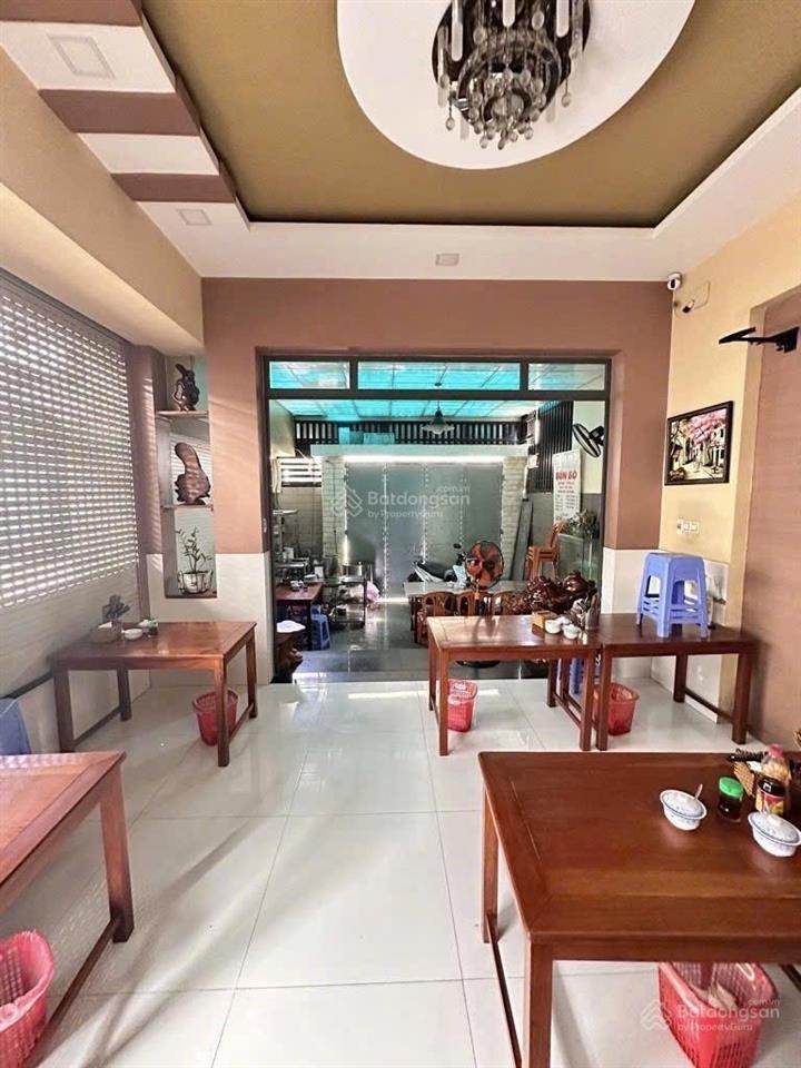 Căn góc mặt tiền kinh doanh gần hoàng diệu 2  94m²(5.4x8m) 3 tầng kiên cố