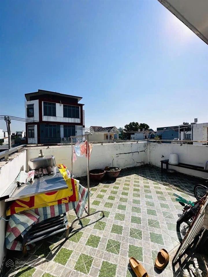 Căn góc mặt tiền kinh doanh gần hoàng diệu 2  94m²(5.4x8m) 3 tầng kiên cố