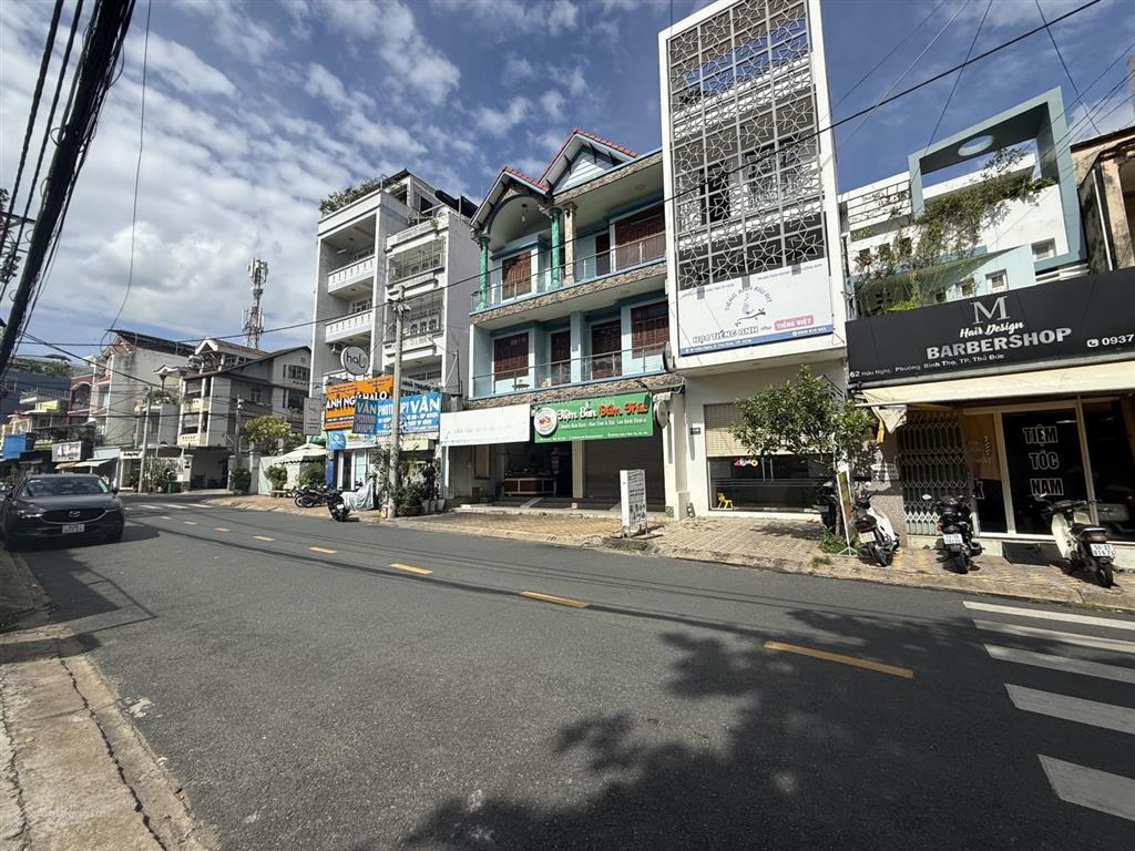 Nhà 4 tầng mặt tiền kinh doanh sát võ văn ngân, thích hợp mở trung tâm anh văn, vp công ty.