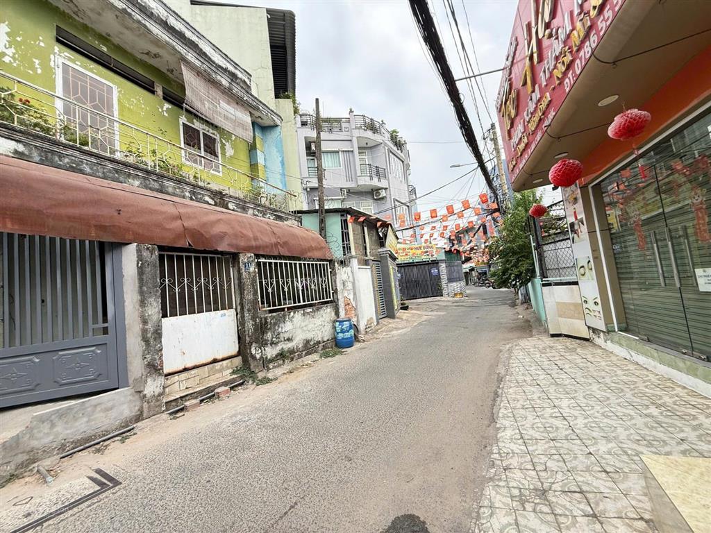 Đất xây chdv ngay hoàng diệu 2, đh ngân hàng  189m2 mặt tiền 6m bề thế  xây hầm + 6 tầng