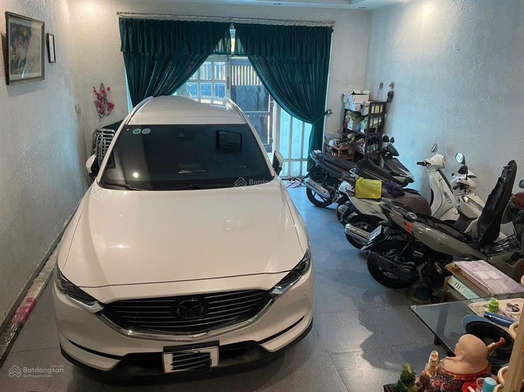 Vài bước ra metro! nhà 4 tầng kdc đồng bộ 90m2 (5m x 18m) đường 10m có vỉa hè