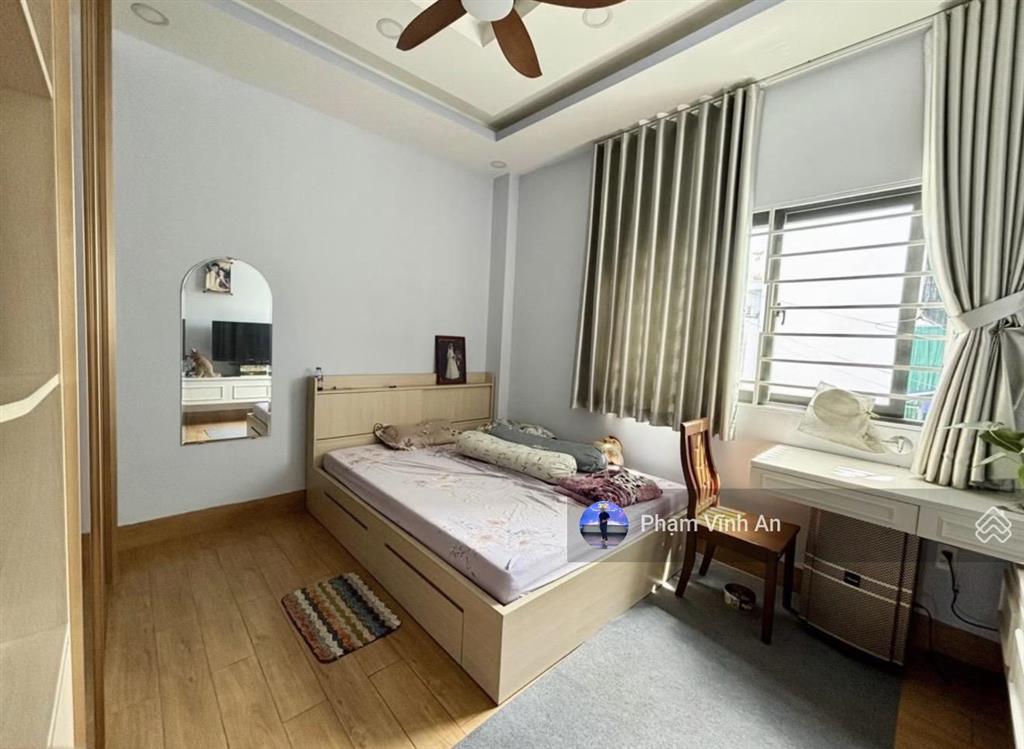 Giải quyết tài chính ! bán gấp nhà 3 tầng hẻm ô tô tránh tân hoà 2  hơn 9 tỷ còn bớt