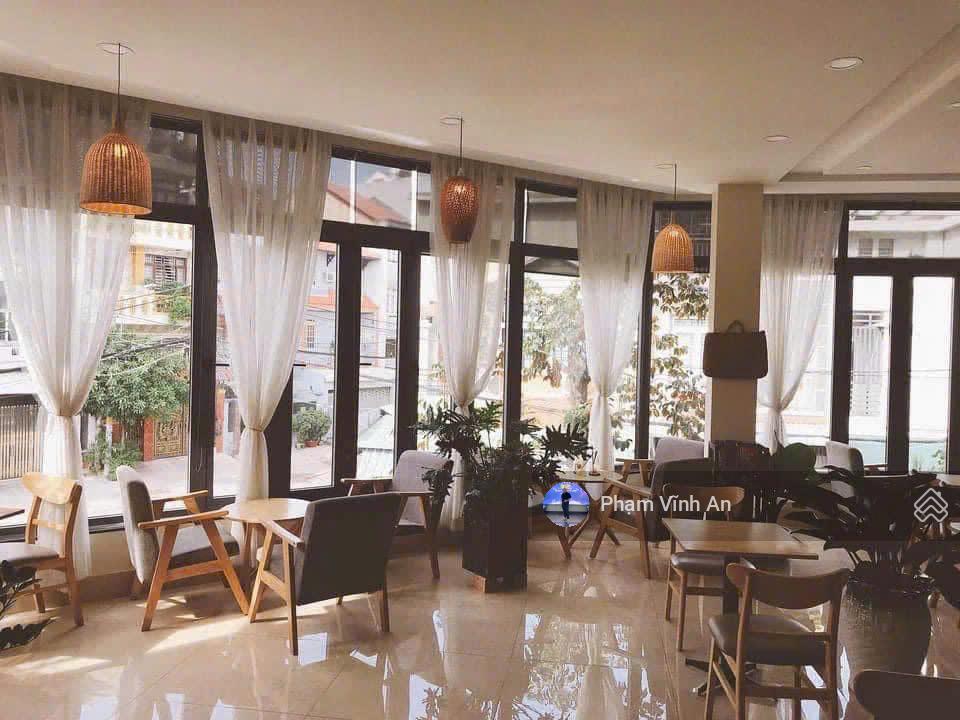 Căn góc mặt tiền kinh doanh gần hoàng diệu 2  ngang khủng 13.5m