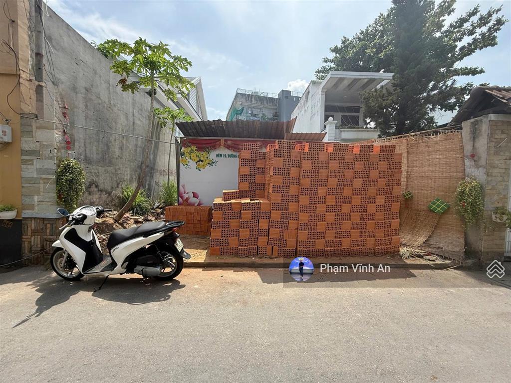 Khu an ninh hoàng diệu 2  lô đất 128.2m2 ngang 6m vuông a4, hẻm xe hơi 1 trục ra mặt tiền