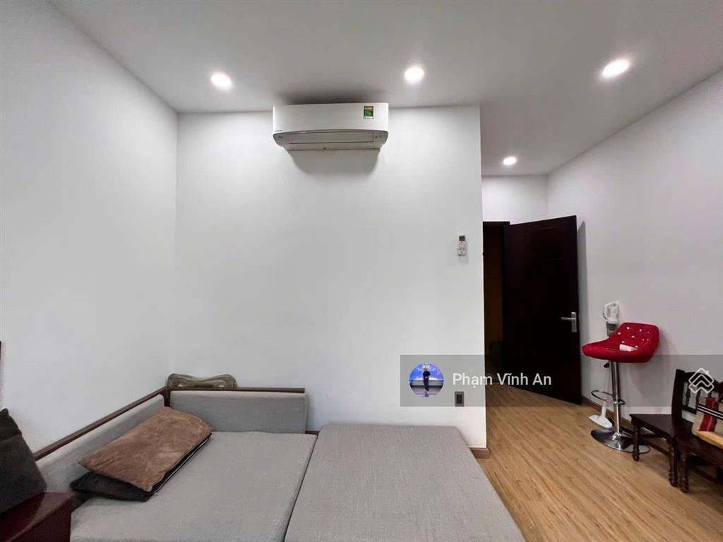 Giảm 800 triệu ! nhà 3 tầng ngay vincom võ văn ngân  81m2(5.5x15m)